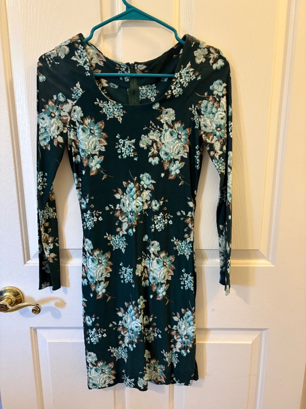 Vintage 70’s handmade Women's Body conforming Midi Tank Dress Scoop Neck